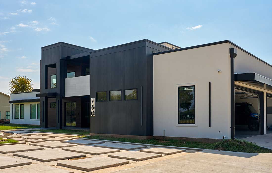 Modern-Oasis-House-Feature