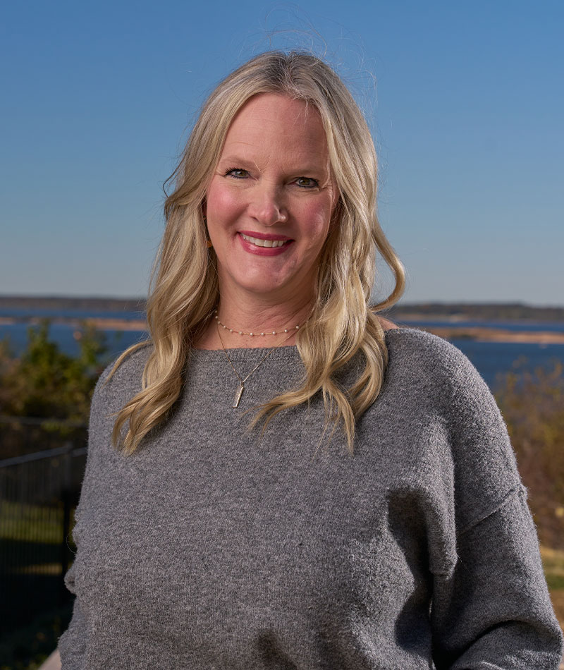 Amy-Cecibates-Builders