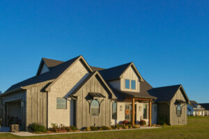 Bright and Custom Retreat at Lake Texoma